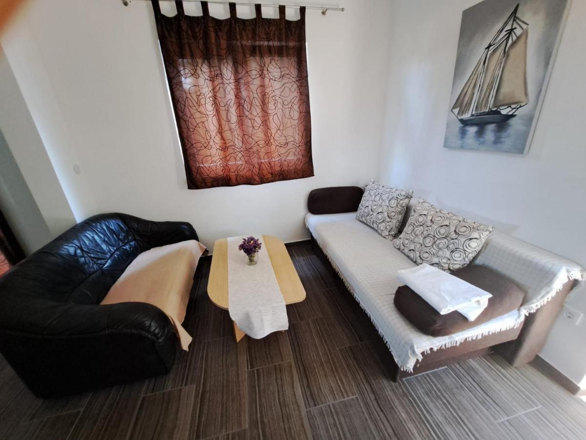 Apartmani Dušica Lumbarda Exteriér fotografie