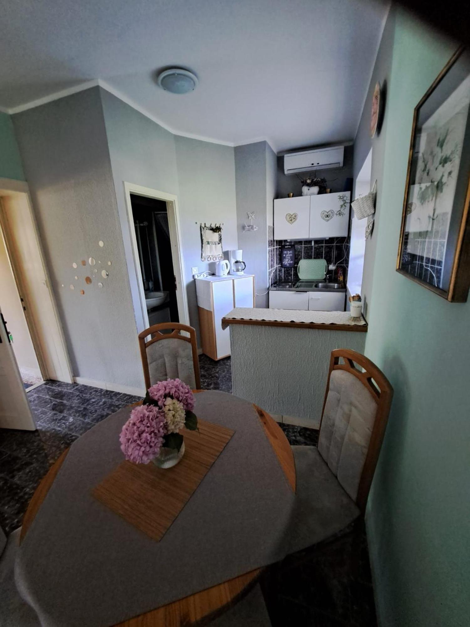 Apartmani Dušica Lumbarda Exteriér fotografie